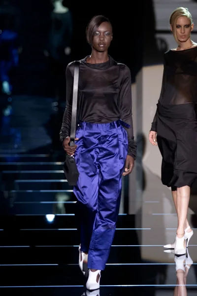 Look 4